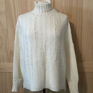 NWT Gilli Sweater